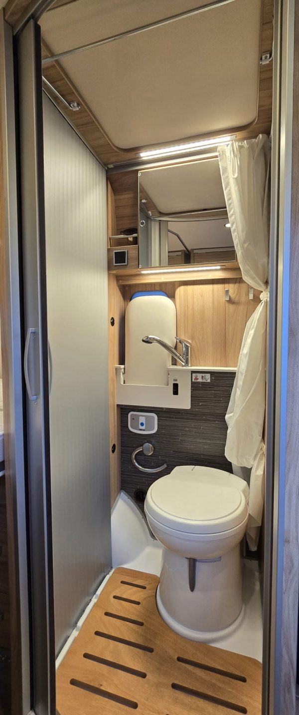 VERKOCHT Hymer Ayers Rock 540 - Afbeelding 20