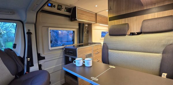 VERKOCHT Hymer Yosemite 600 - Afbeelding 13